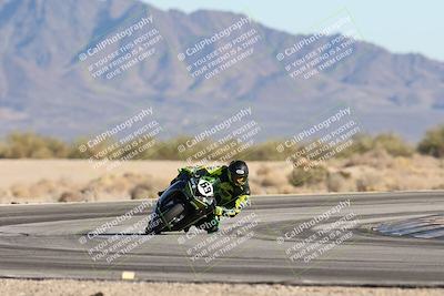 media/Dec-06-2025-CVMA (Sat) [[4a896cc04c]]/Race 8- Formula 40 MW and LW/